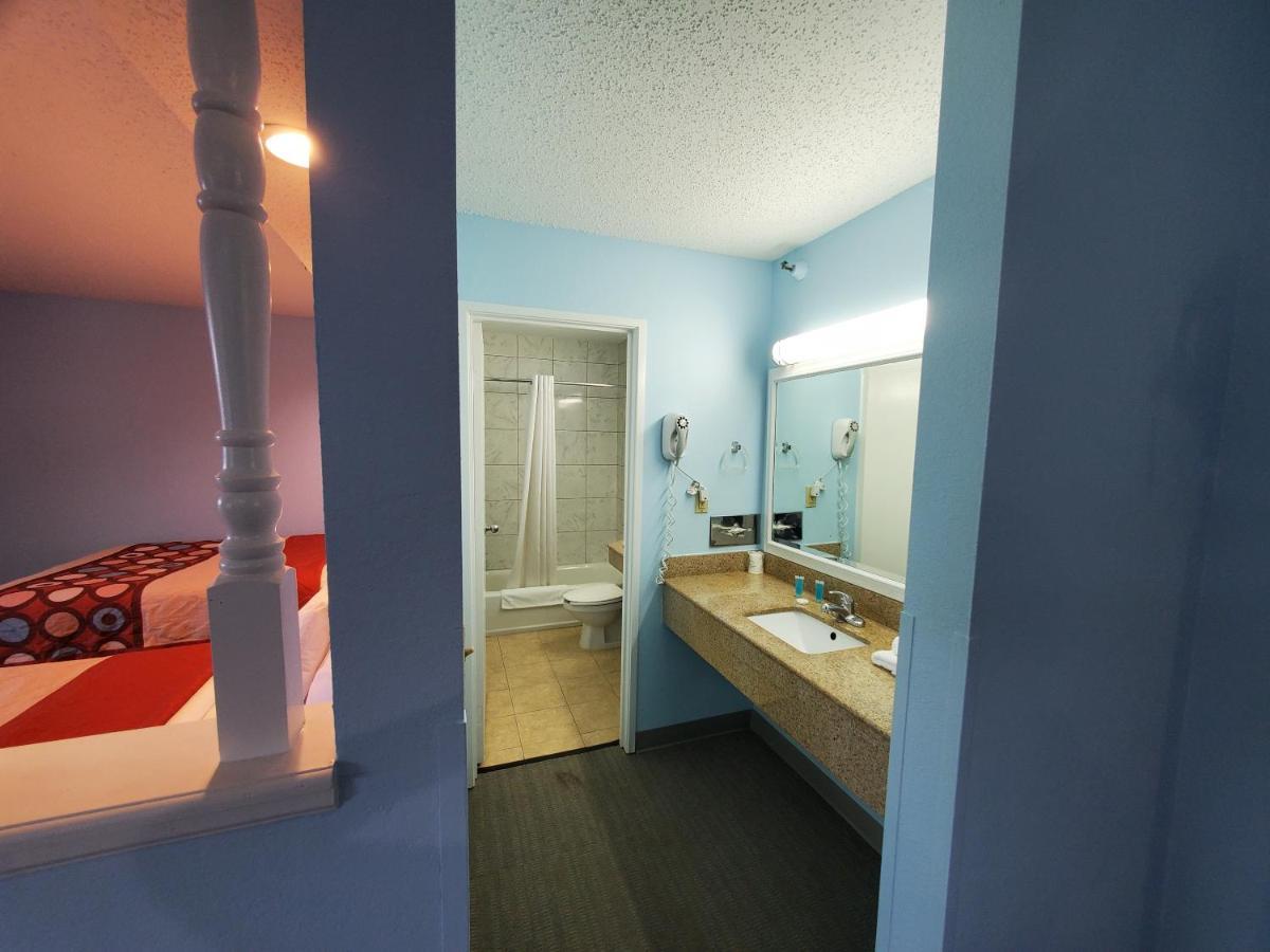 Coastal Inn & Suites Wilmington Extérieur photo