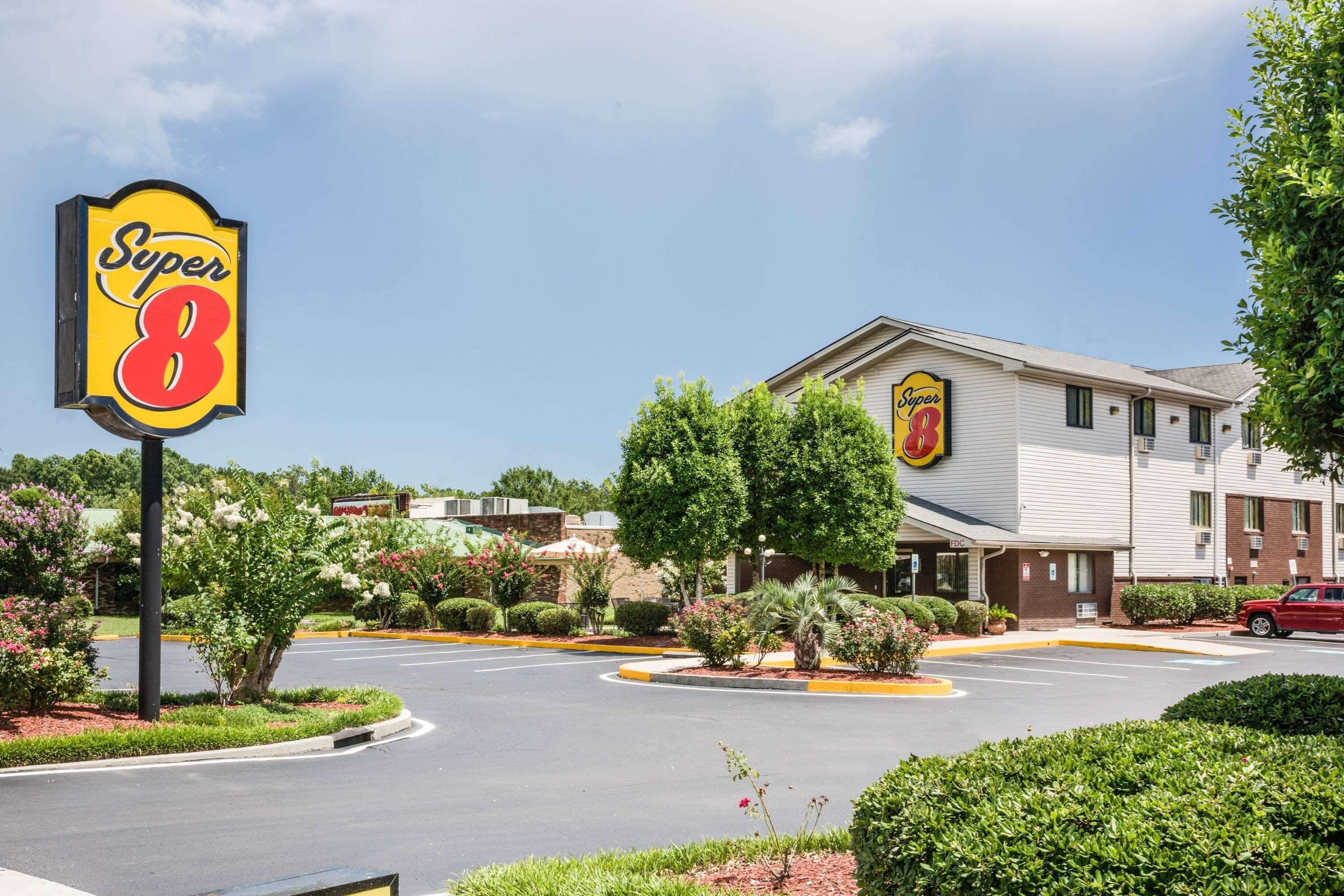 Coastal Inn & Suites Wilmington Extérieur photo