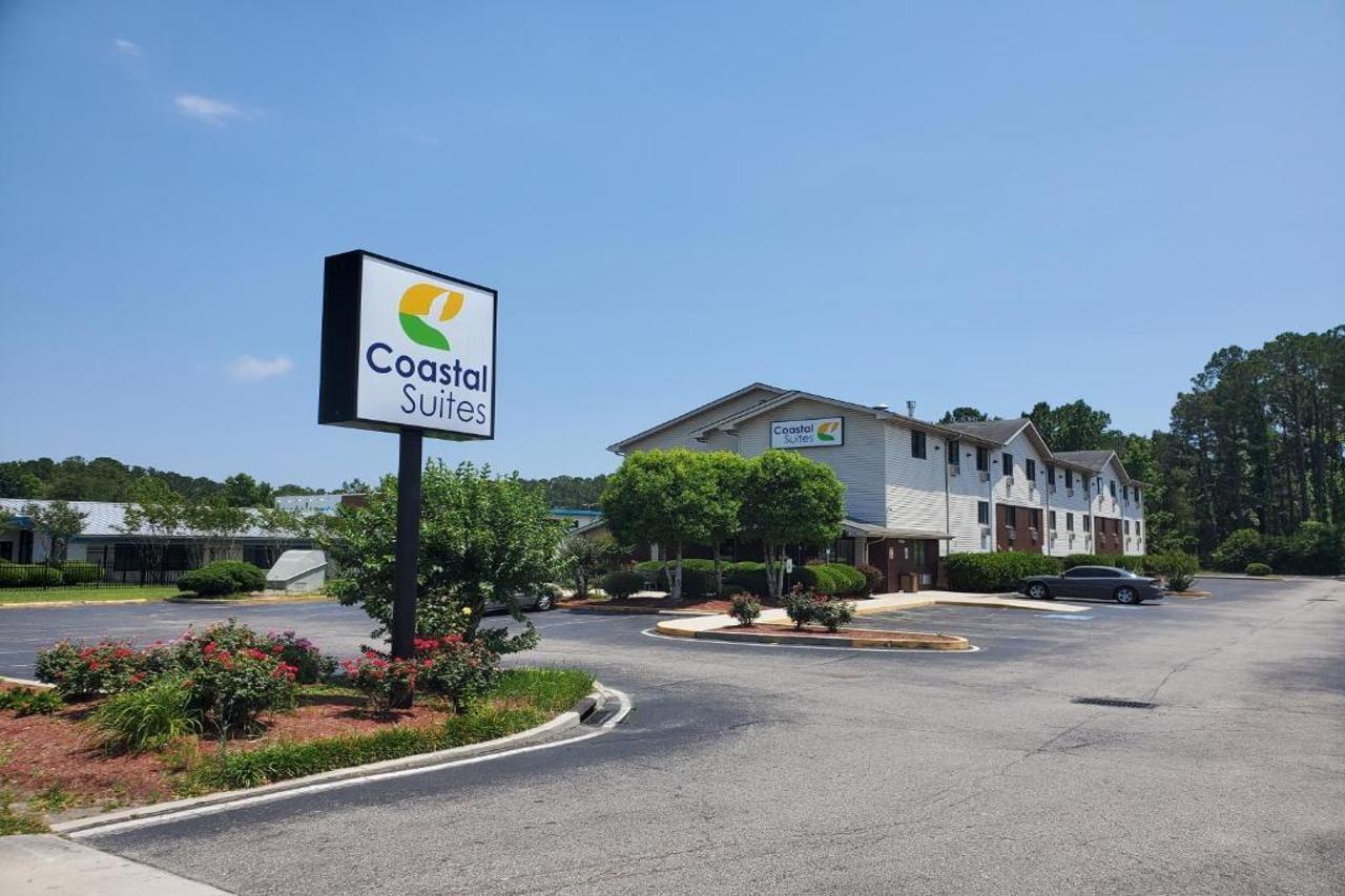 Coastal Inn & Suites Wilmington Extérieur photo